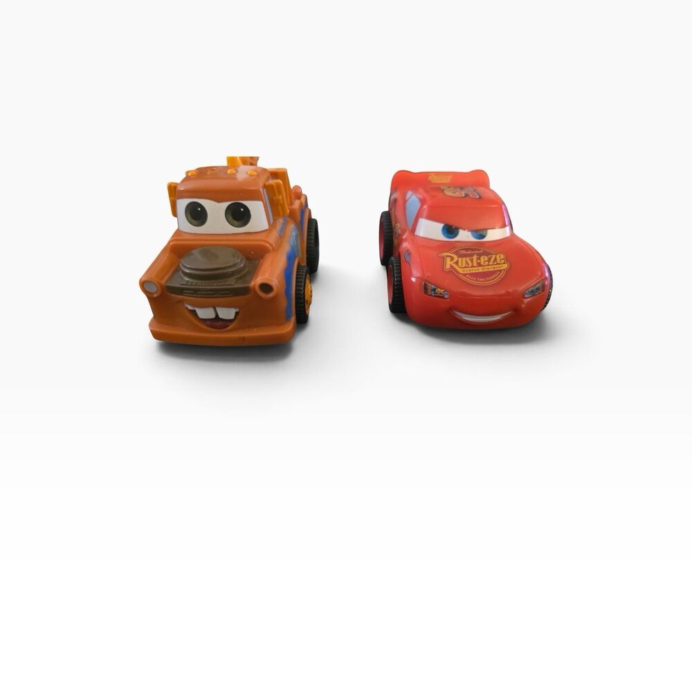 Disney Pixar cars pull back tow mater & Lighting McQueen characters set of 2